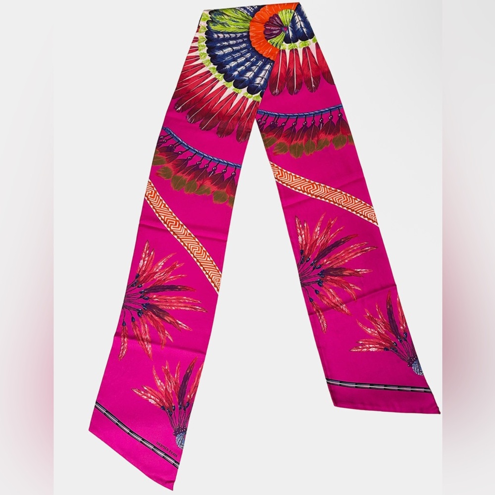 HERMES Fuchsia/Encre/Rouge Printed Silk Brazil Laurence Bourthoumieux Maxi Twill